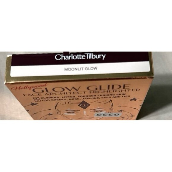 Charlotte Tilbury Glow Glide Highlighter - Moonlit Glow - Picture 6 of 6